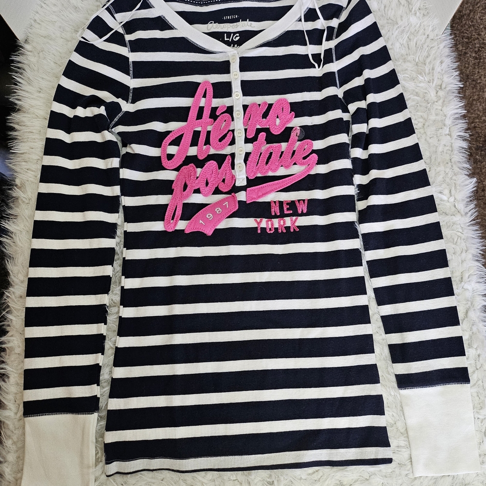Y2K Aeropostale Navy and White Striped Long Sleeve